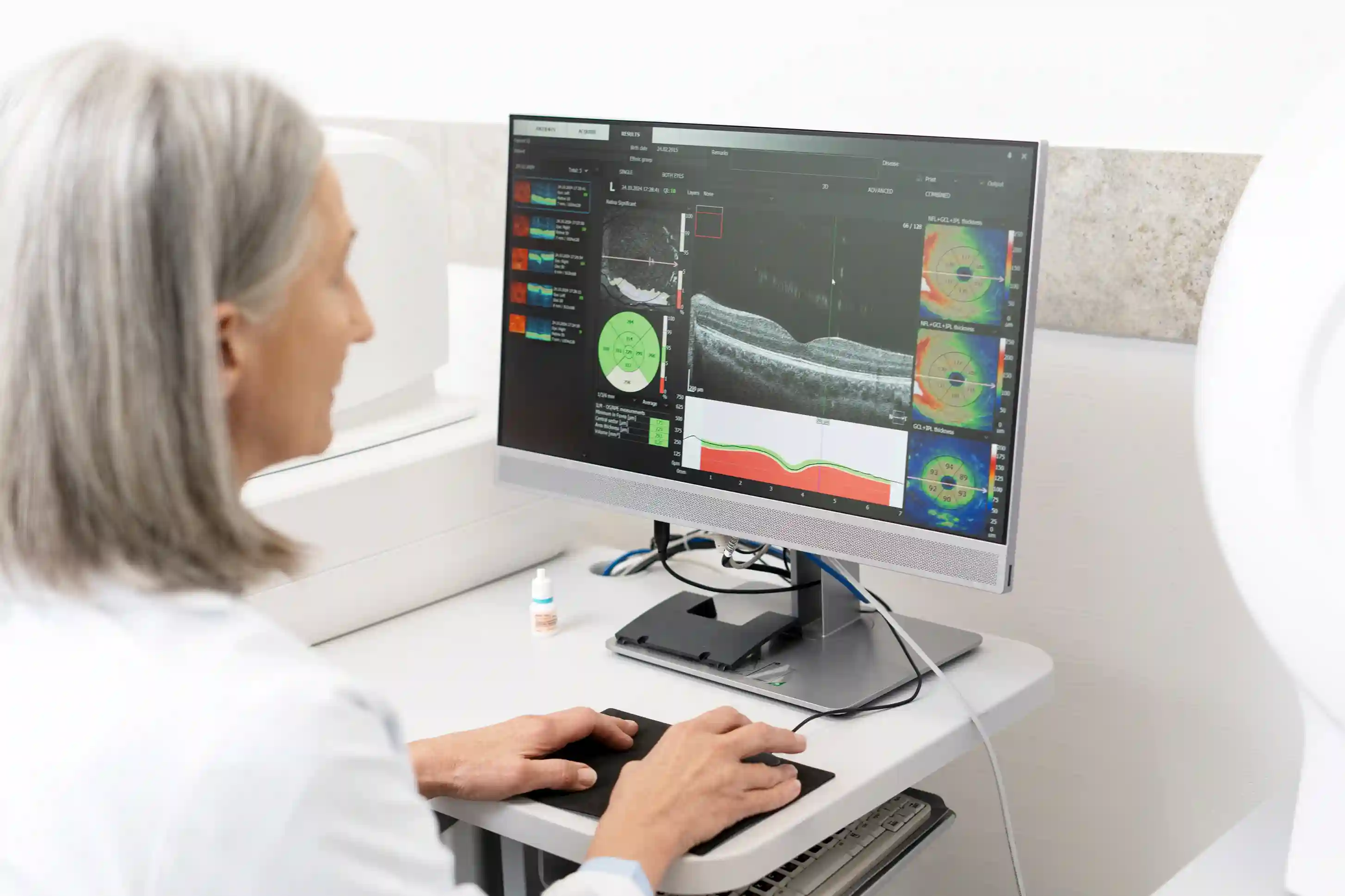 Diagnosed With a Retinal Detachment? Understanding Pneumatic Retinopexy & Treatment Options