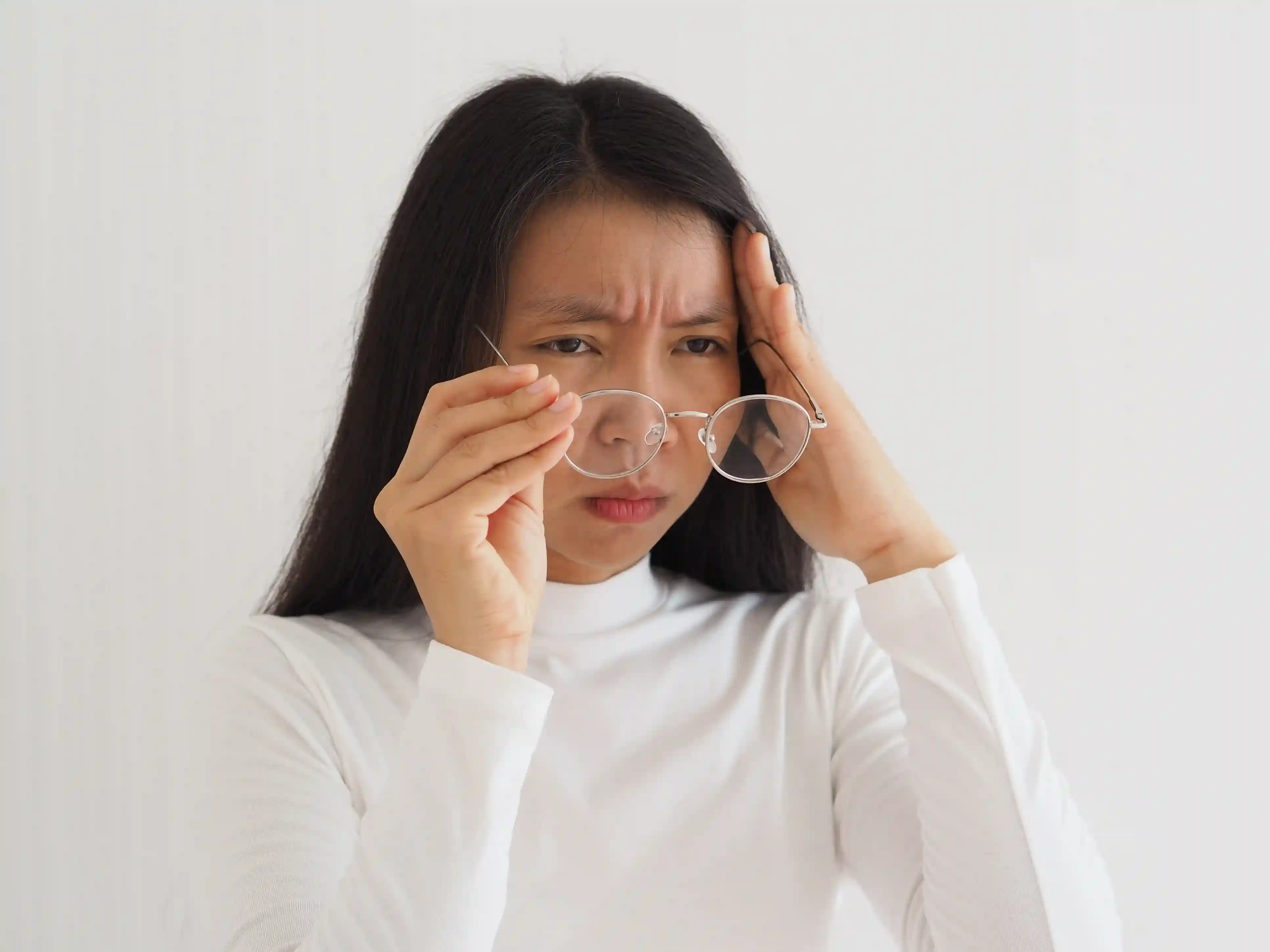 Retinal Cryotherapy: How Freezing Treatment Helps Seal Retinal Tears