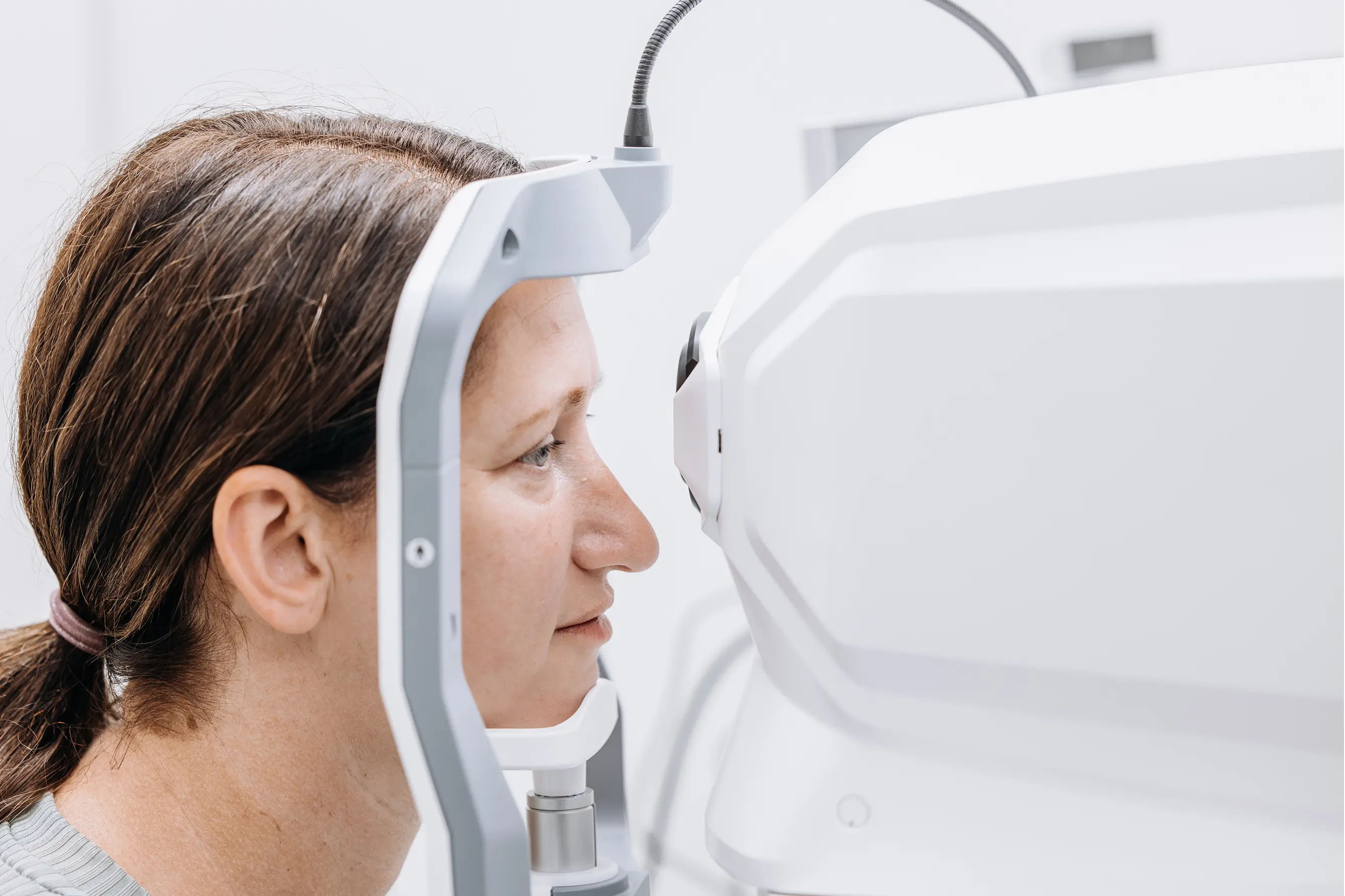 Retinal Cryotherapy: How Freezing Treatment Helps Seal Retinal Tears